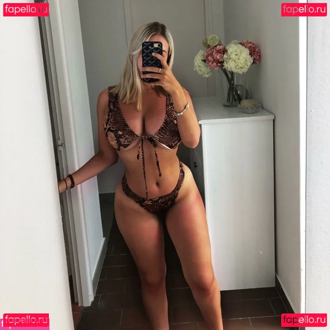 Charlotte Dyson Onlyfans Photo Gallery 