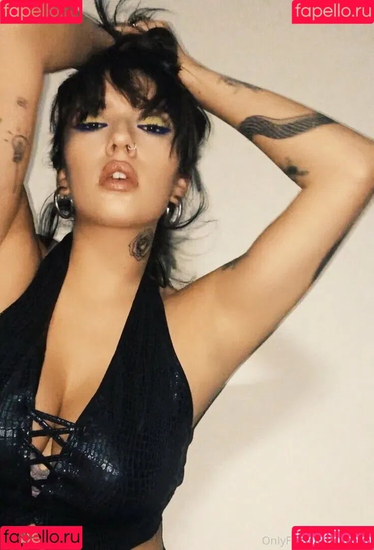 lesofie Onlyfans Photo Gallery 