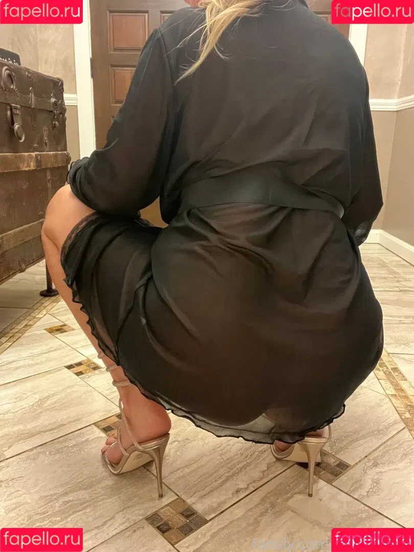 LadyKerrin Onlyfans Photo Gallery 