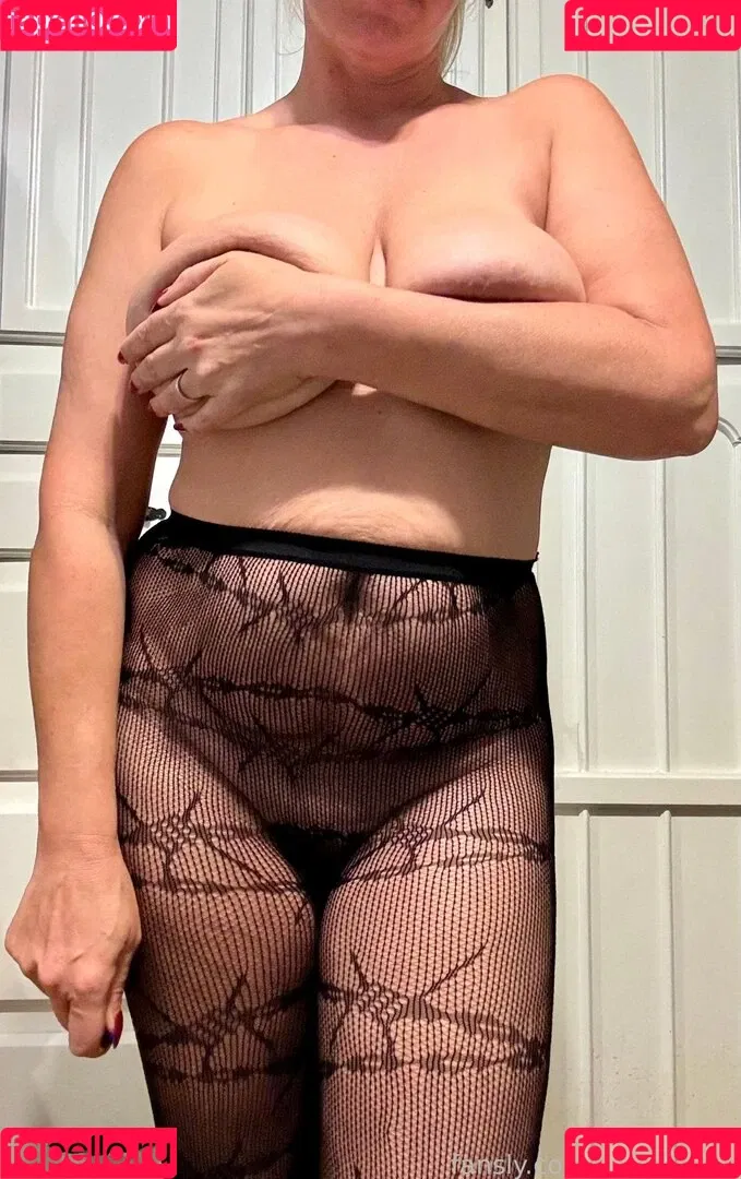 LadyKerrin Onlyfans Photo Gallery 