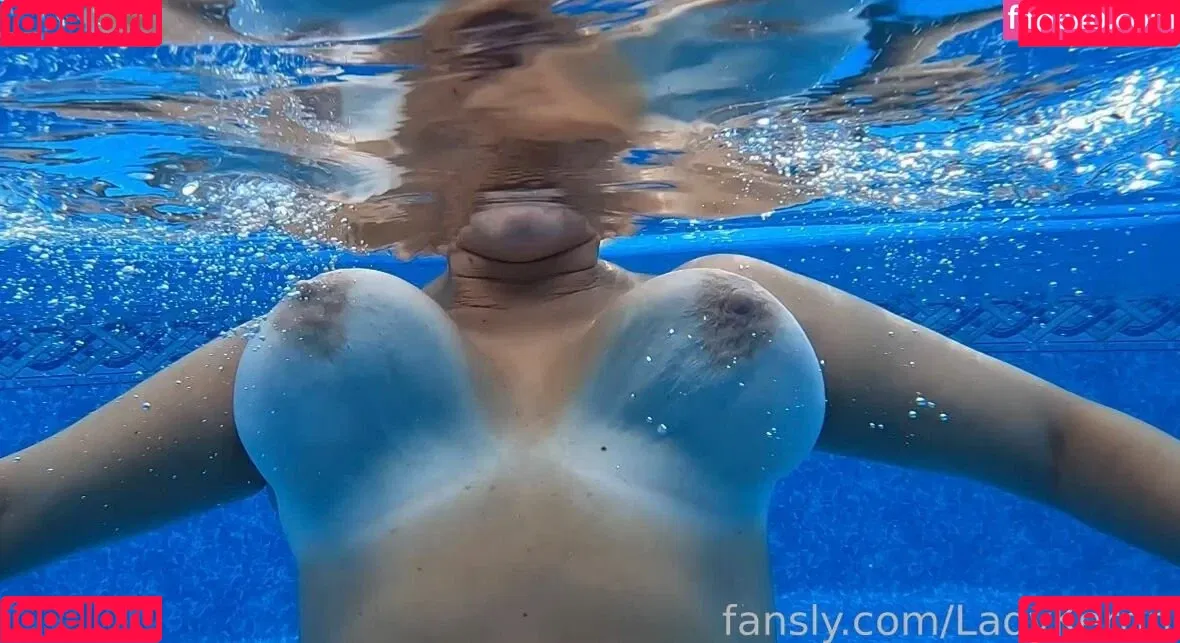 LadyKerrin Onlyfans Photo Gallery 