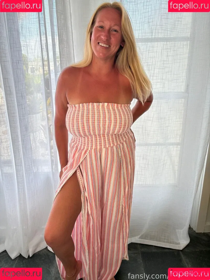 LadyKerrin Onlyfans Photo Gallery 