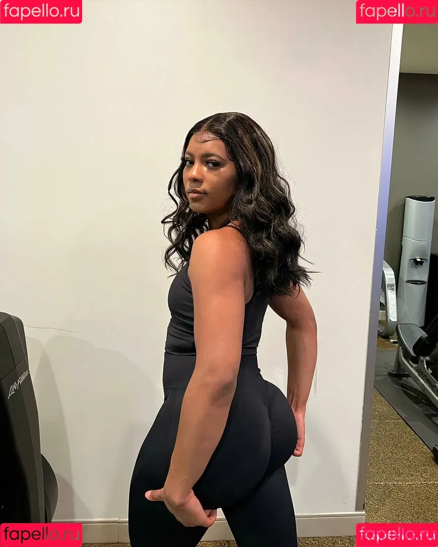 Saleema Mansur Onlyfans Photo Gallery 