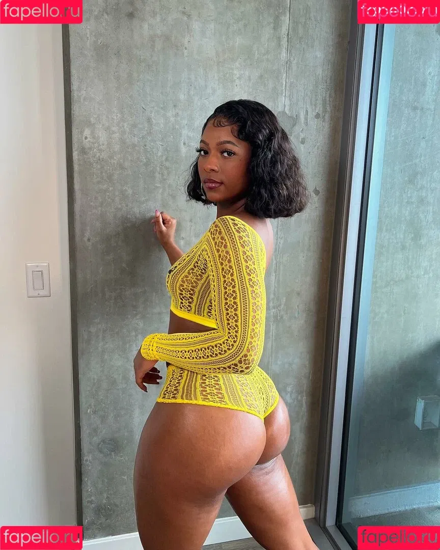 Saleema Mansur Onlyfans Photo Gallery 