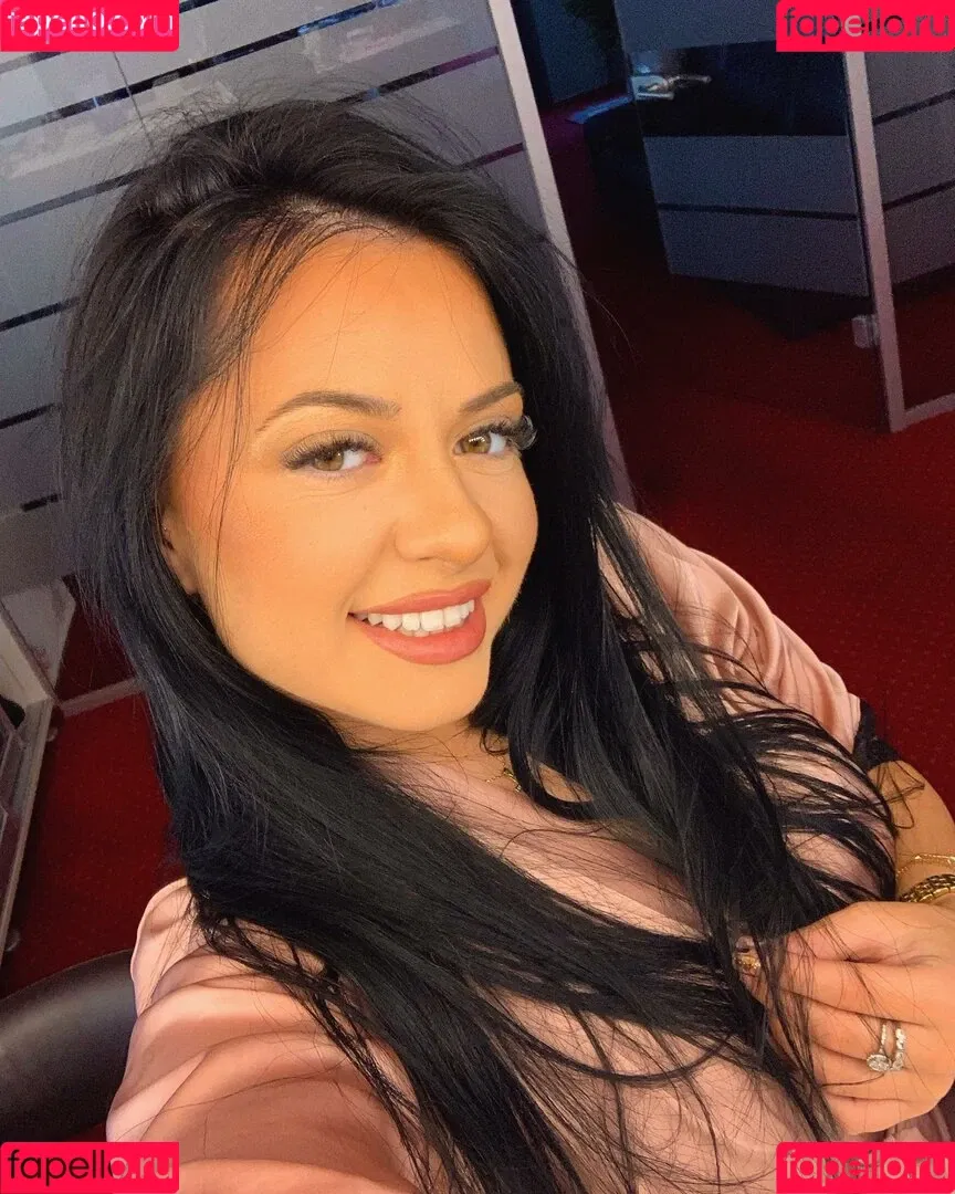 EdithOliviere Onlyfans Photo Gallery 