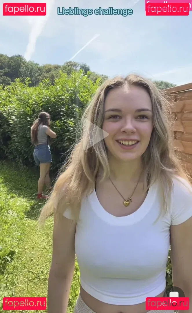 alohaleyla Onlyfans Photo Gallery 