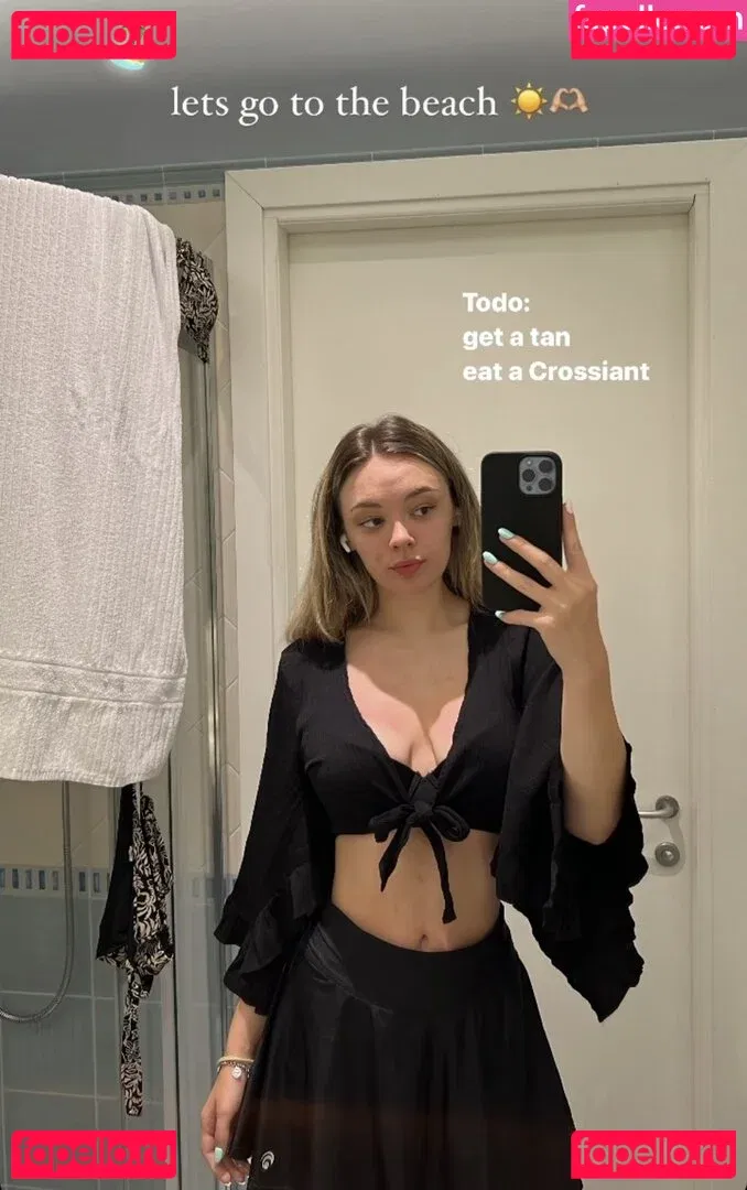 alohaleyla Onlyfans Photo Gallery 