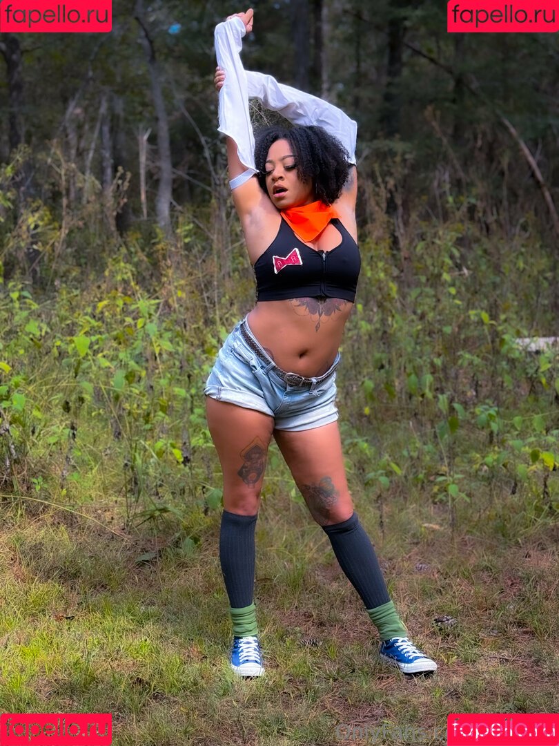 leairis3 Onlyfans Photo Gallery 