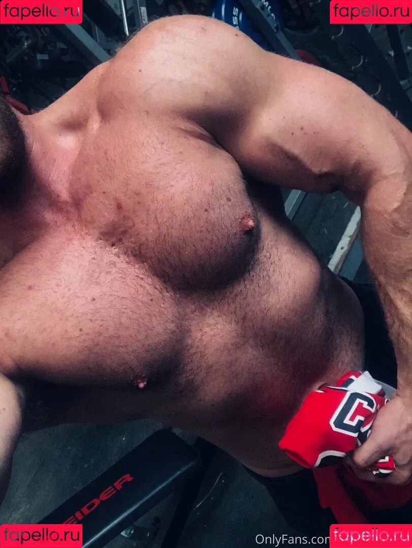 maxeatsellie Onlyfans Photo Gallery 