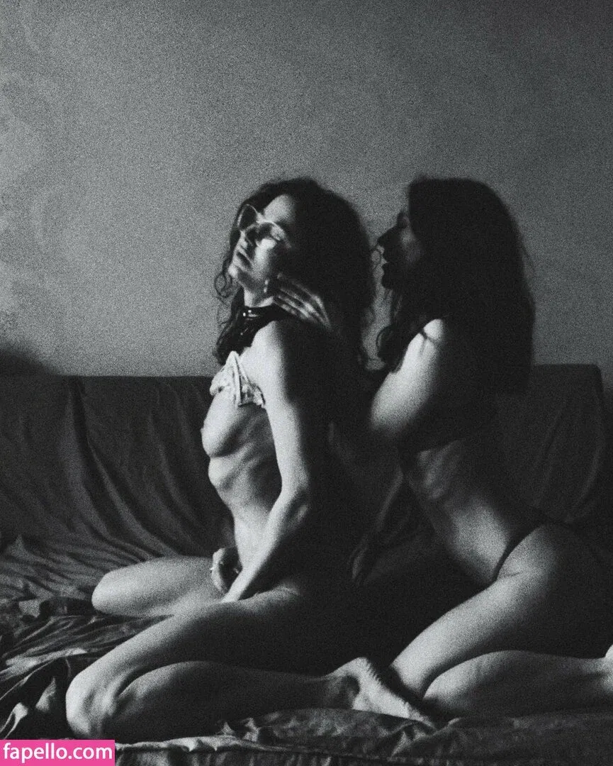 iloilong Onlyfans Photo Gallery 