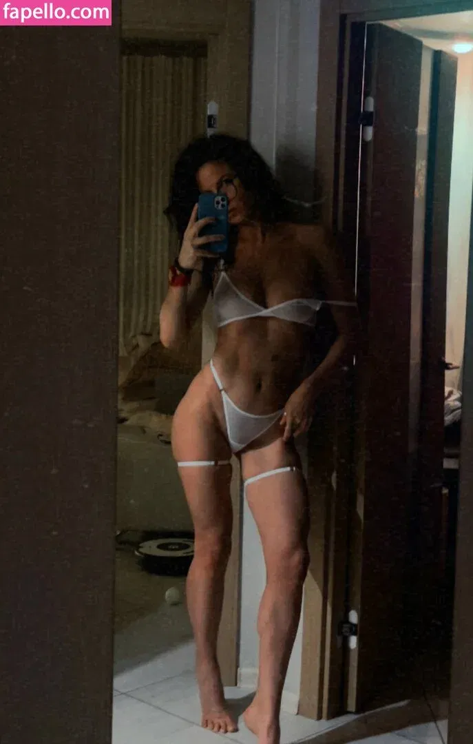 iloilong Onlyfans Photo Gallery 