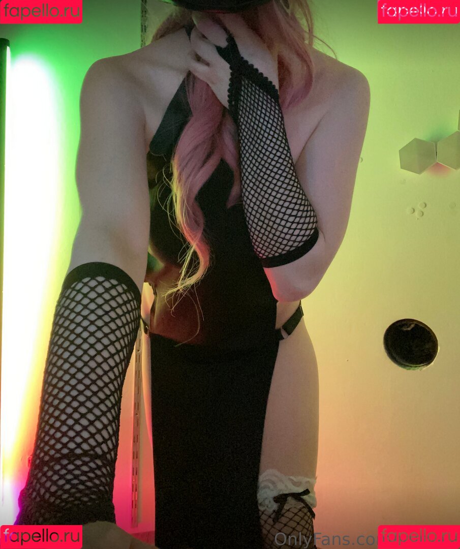 eAngi02 Onlyfans Photo Gallery 