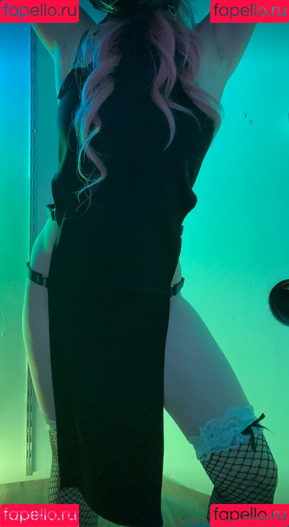 eAngi02 Onlyfans Photo Gallery 