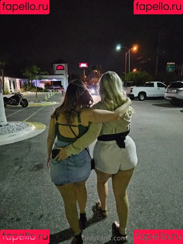 wearecurious69 Onlyfans Photo Gallery 