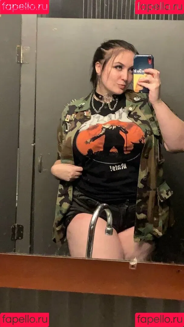 PupgirlVeronika Onlyfans Photo Gallery 