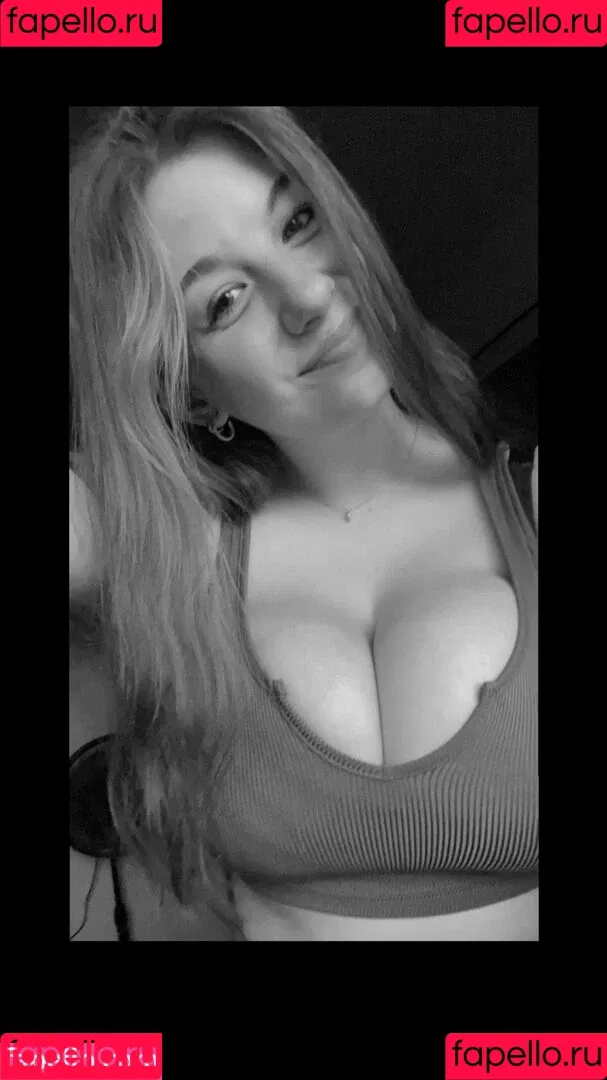 lynntoria Onlyfans Photo Gallery 
