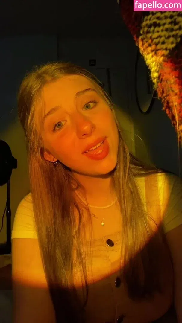 lynntoria Onlyfans Photo Gallery 