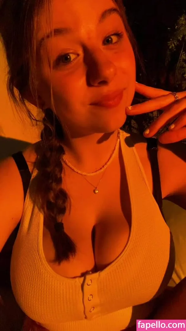 lynntoria Onlyfans Photo Gallery 