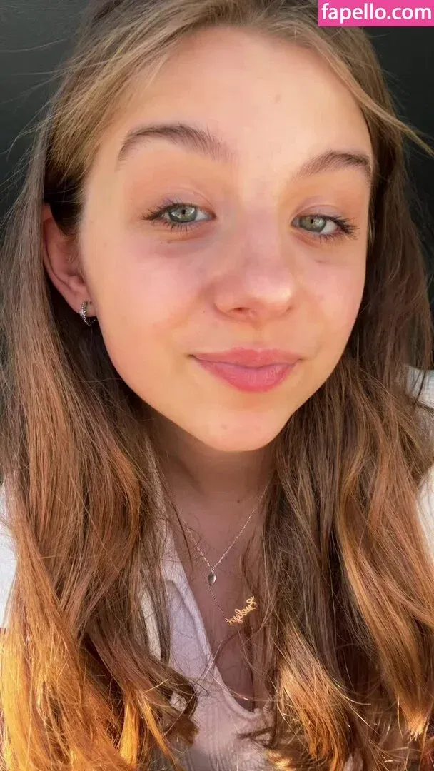 lynntoria Onlyfans Photo Gallery 