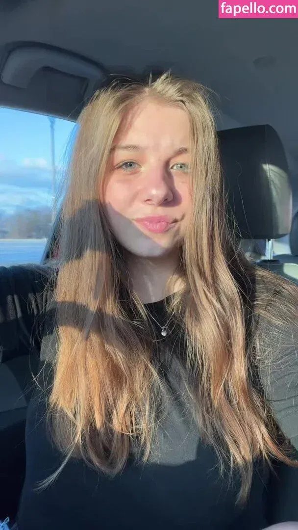 lynntoria Onlyfans Photo Gallery 