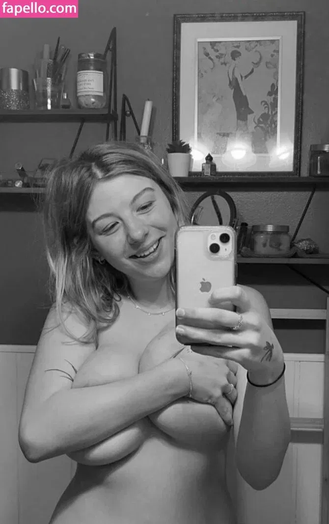 lynntoria Onlyfans Photo Gallery 