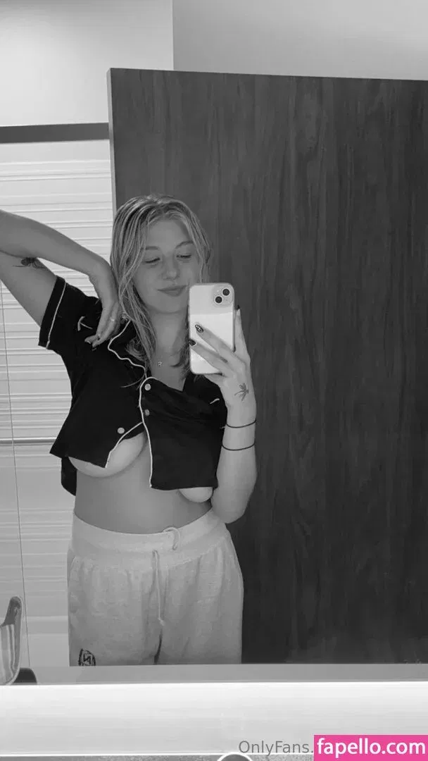 lynntoria Onlyfans Photo Gallery 