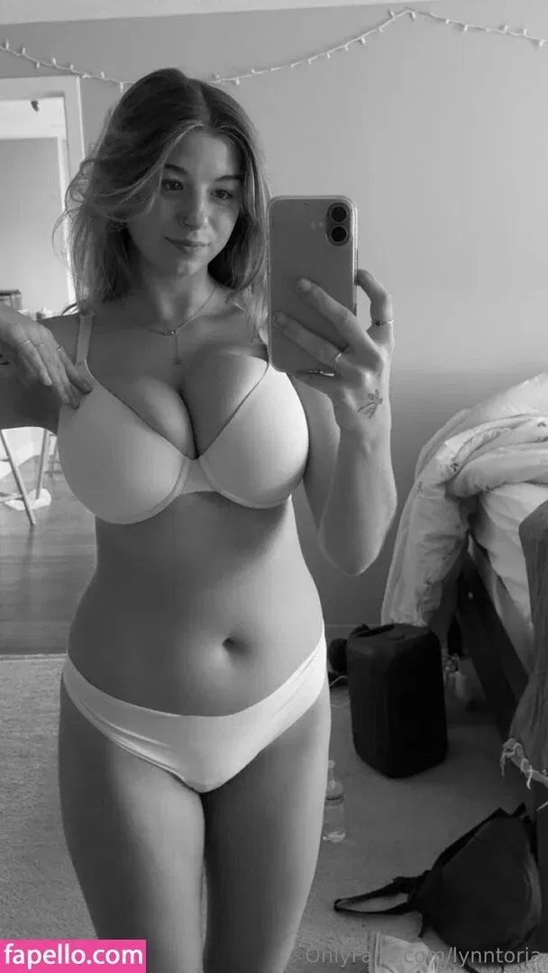 lynntoria Onlyfans Photo Gallery 