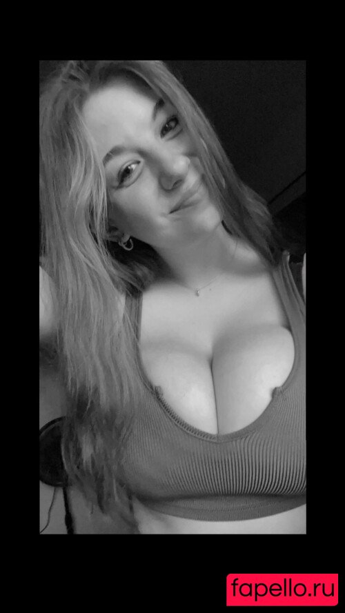 lynntoria Onlyfans Photo Gallery 