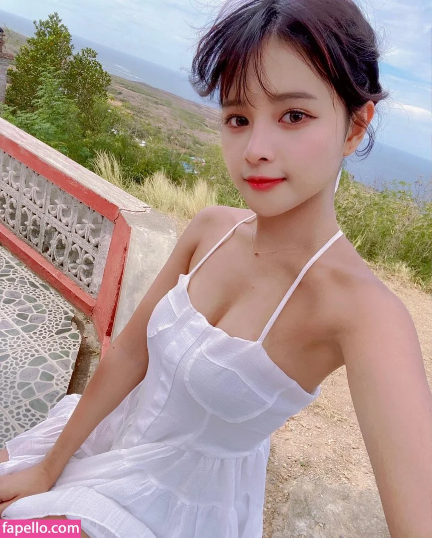 momokun Onlyfans Photo Gallery 