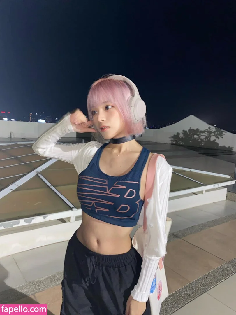 momokun Onlyfans Photo Gallery 