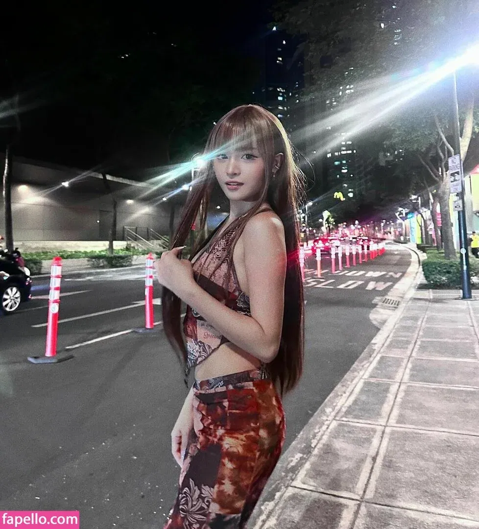 momokun Onlyfans Photo Gallery 