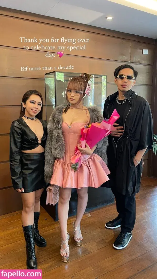 momokun Onlyfans Photo Gallery 