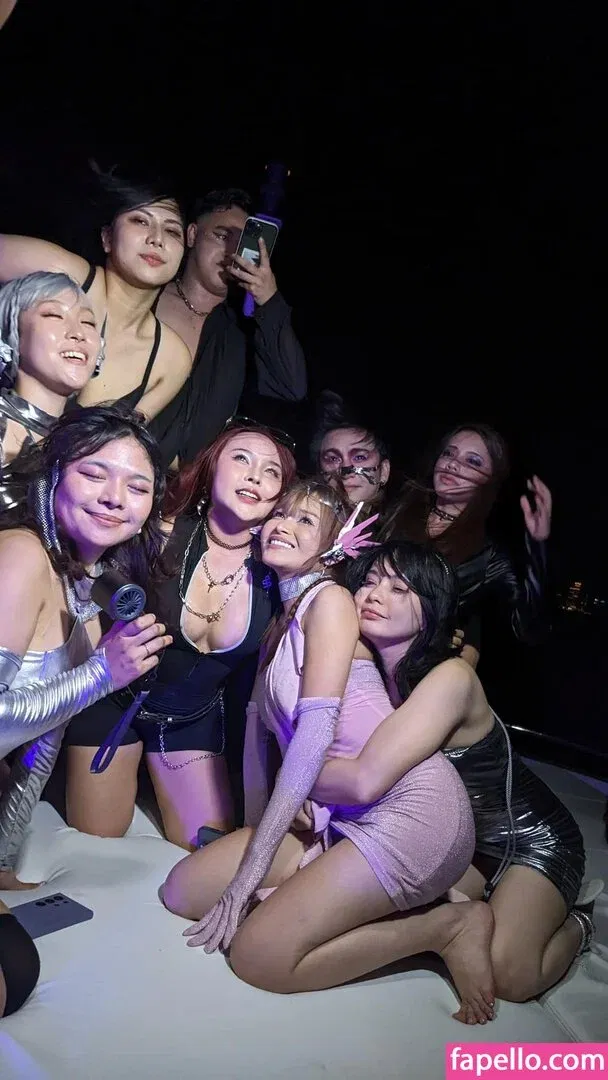 momokun Onlyfans Photo Gallery 