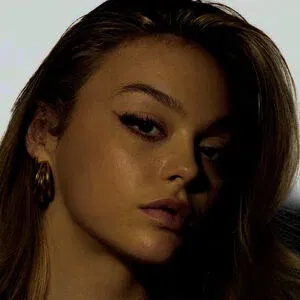 Julia Rilynn Greenhalgh Onlyfans Photo Gallery 