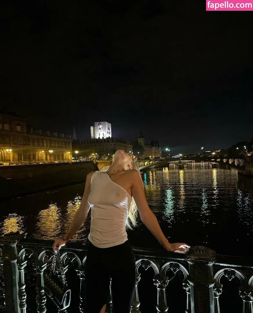 Julia Rilynn Greenhalgh Onlyfans Photo Gallery 