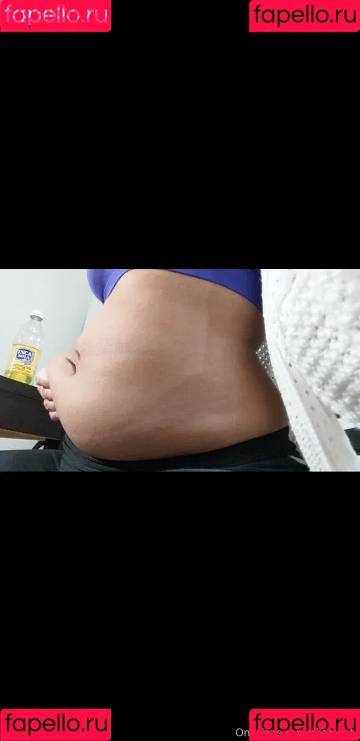ellaeating Onlyfans Photo Gallery 