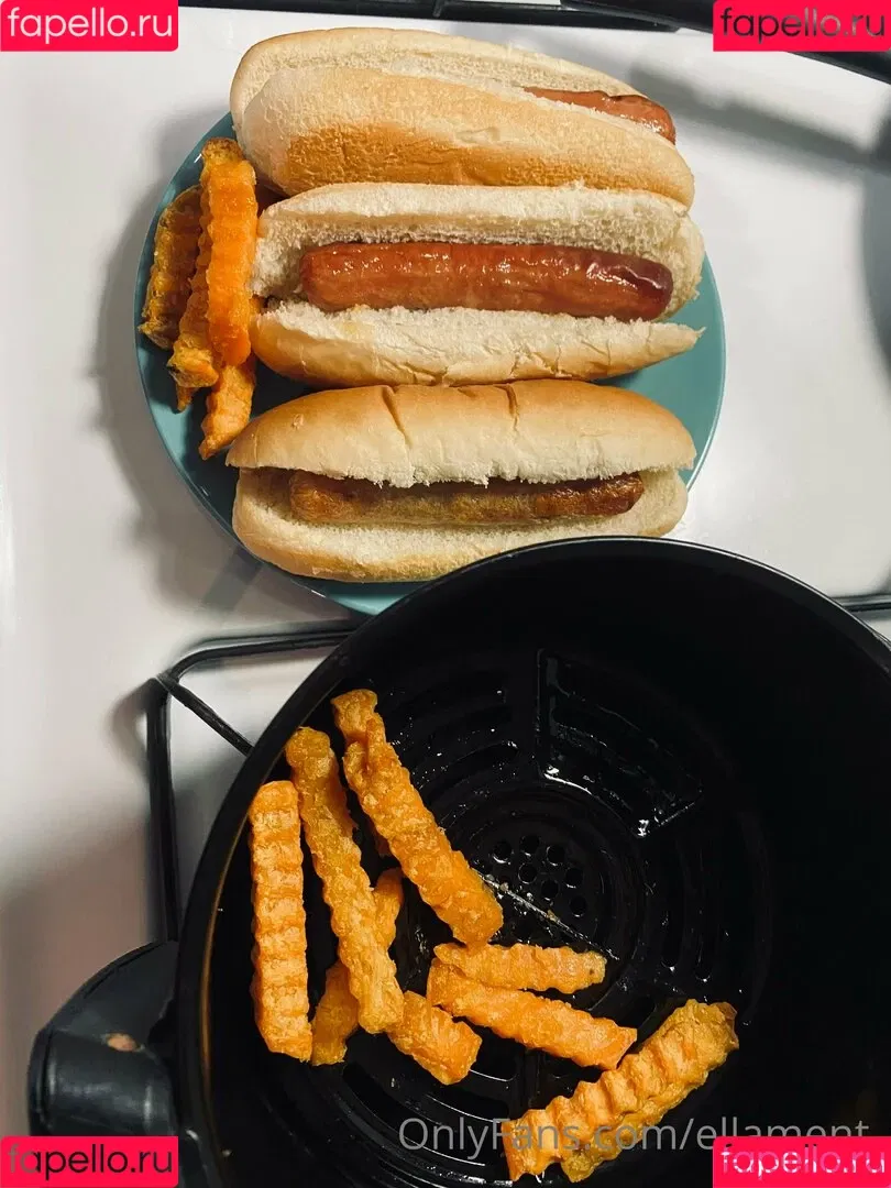 ellaeating Onlyfans Photo Gallery 