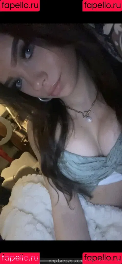 Doreen Gnadi Onlyfans Photo Gallery 