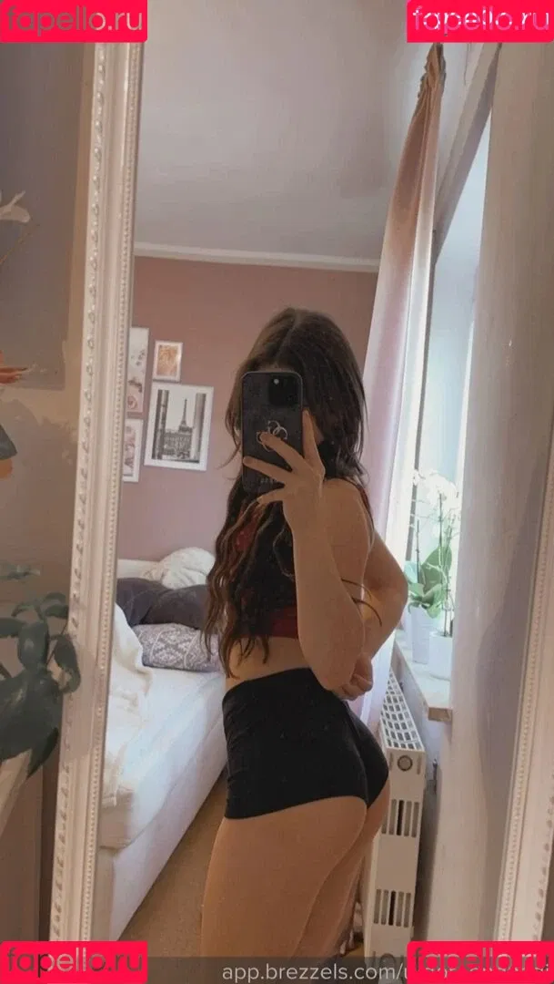 Doreen Gnadi Onlyfans Photo Gallery 