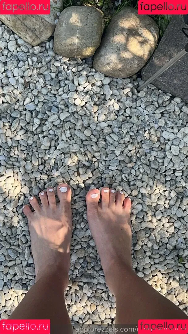 Doreen Gnadi Onlyfans Photo Gallery 