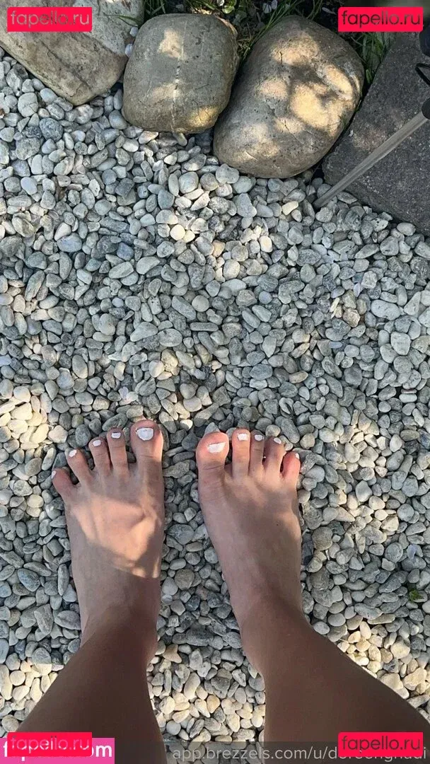 Doreen Gnadi Onlyfans Photo Gallery 