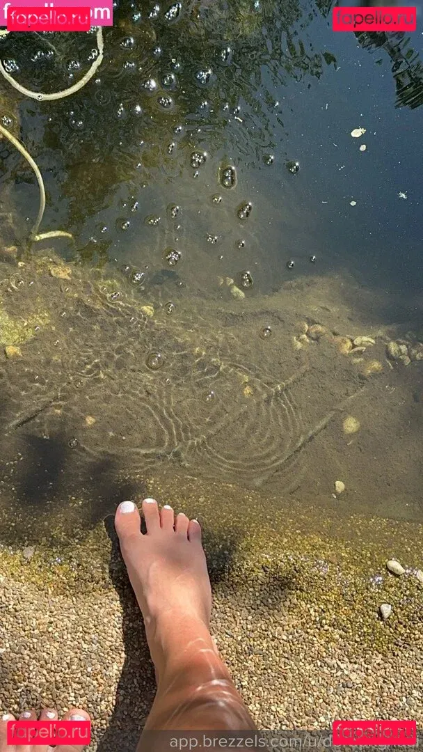 Doreen Gnadi Onlyfans Photo Gallery 