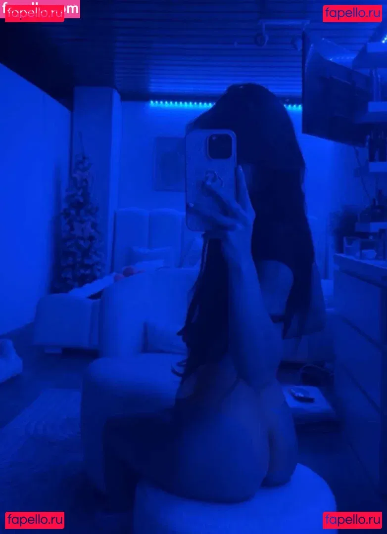 Doreen Gnadi Onlyfans Photo Gallery 