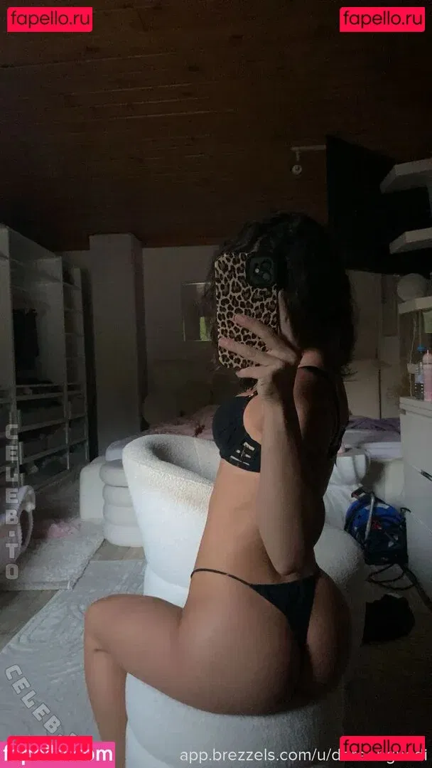 Doreen Gnadi Onlyfans Photo Gallery 