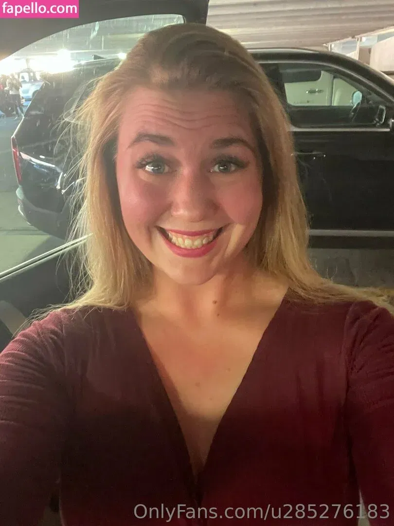 u285276183 Onlyfans Photo Gallery 