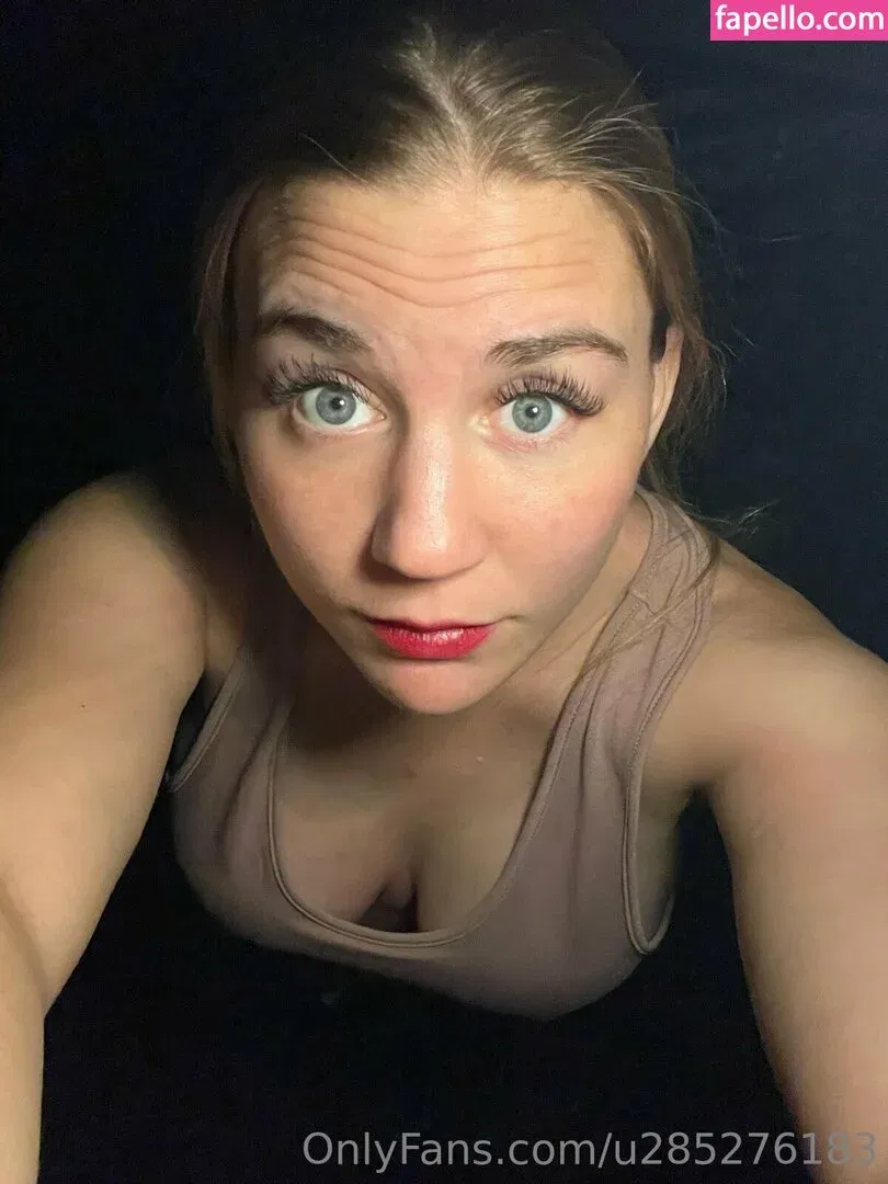 u285276183 Onlyfans Photo Gallery 