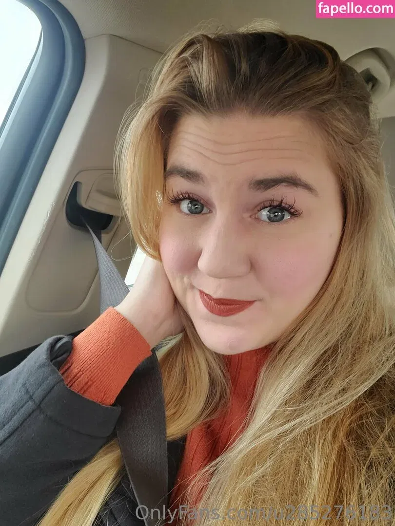 u285276183 Onlyfans Photo Gallery 