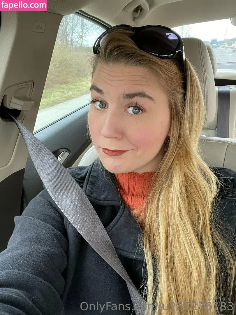 u285276183 Onlyfans Photo Gallery 