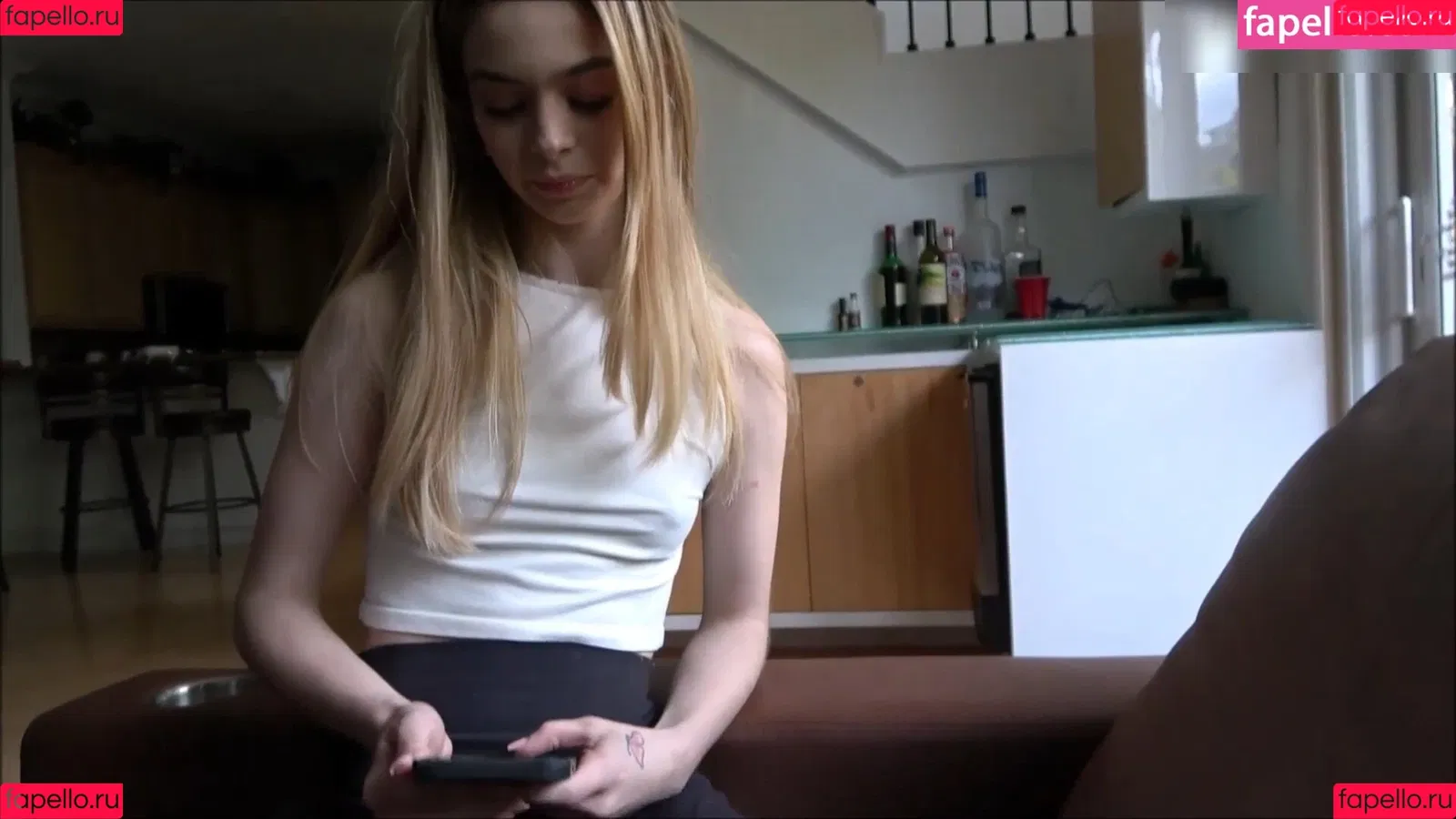 Molly Little Onlyfans Photo Gallery 