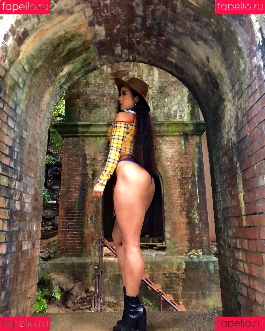 Kyoka Yamashita Onlyfans Photo Gallery 